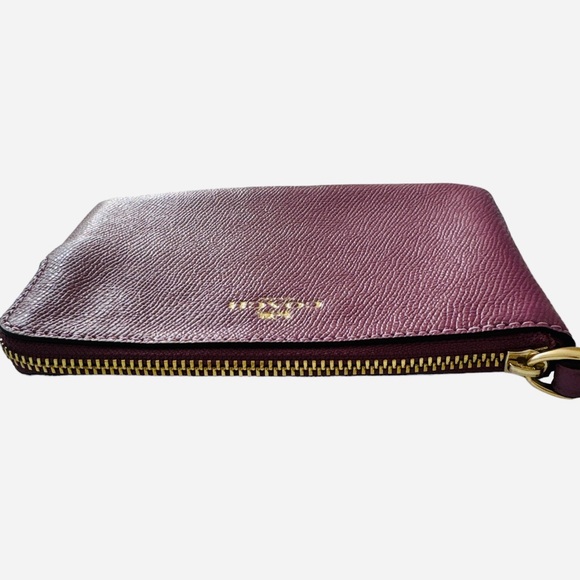 Coach primrose color pebbled leather wristlet. NWT perfect for summer & all year - Picture 5 of 8